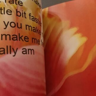 This is part of the artbooks Flowers and Thoughts inside. Copyright belongs to DotLive Global AB. Detta är en del av insidan i Flowers and Thoughts. Upphovsrätten tillhör DotLive Global AB